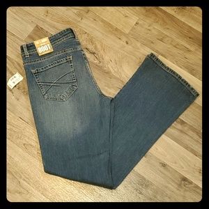 🏷NWT Aeropostale Chelsea Boot Cut Jeans